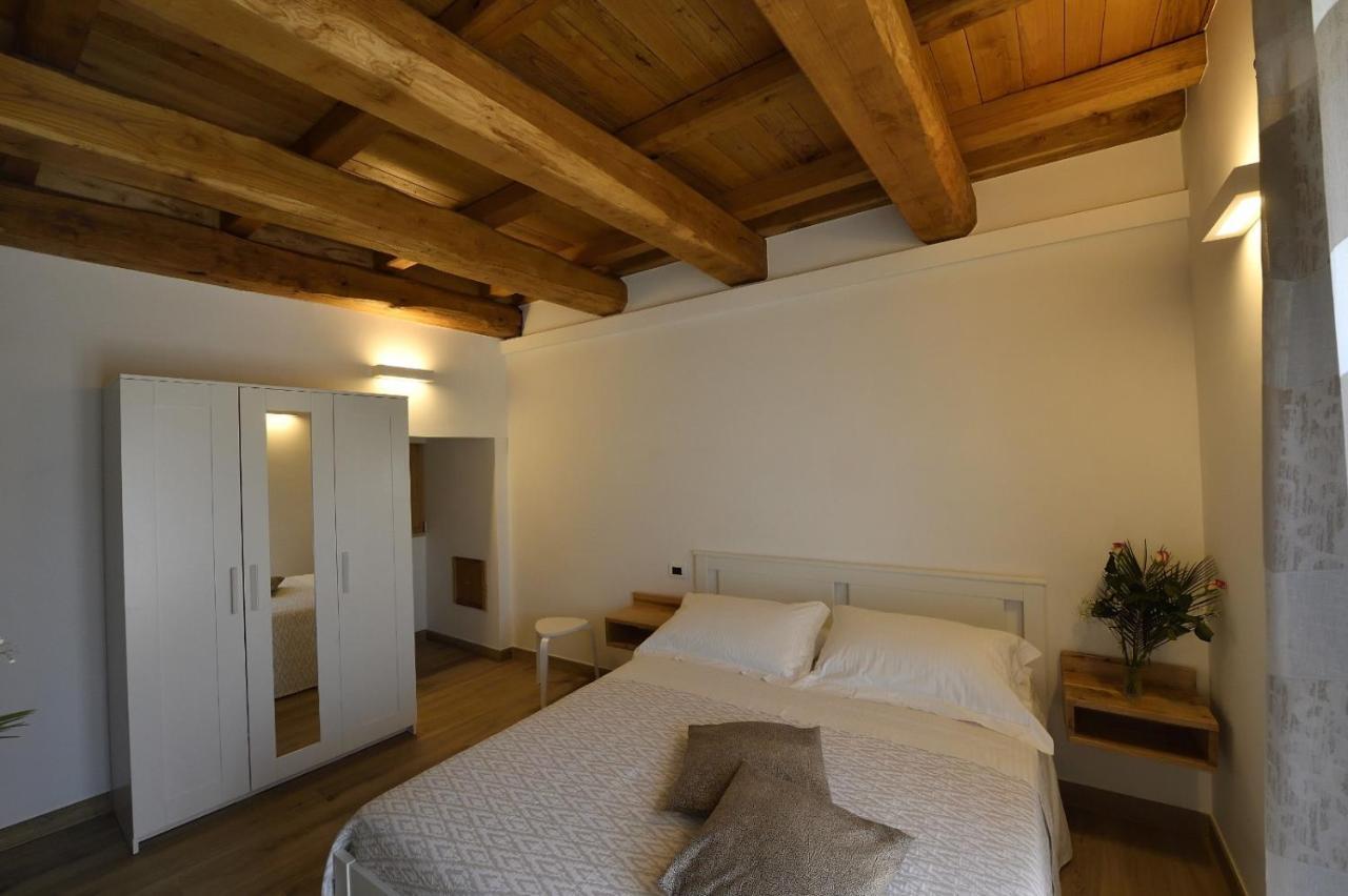 Le Benedettine Affittacamere Relais Fondi Kültér fotó